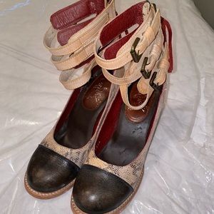 Healed booties